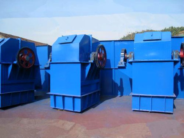 TH环链斗式提升机